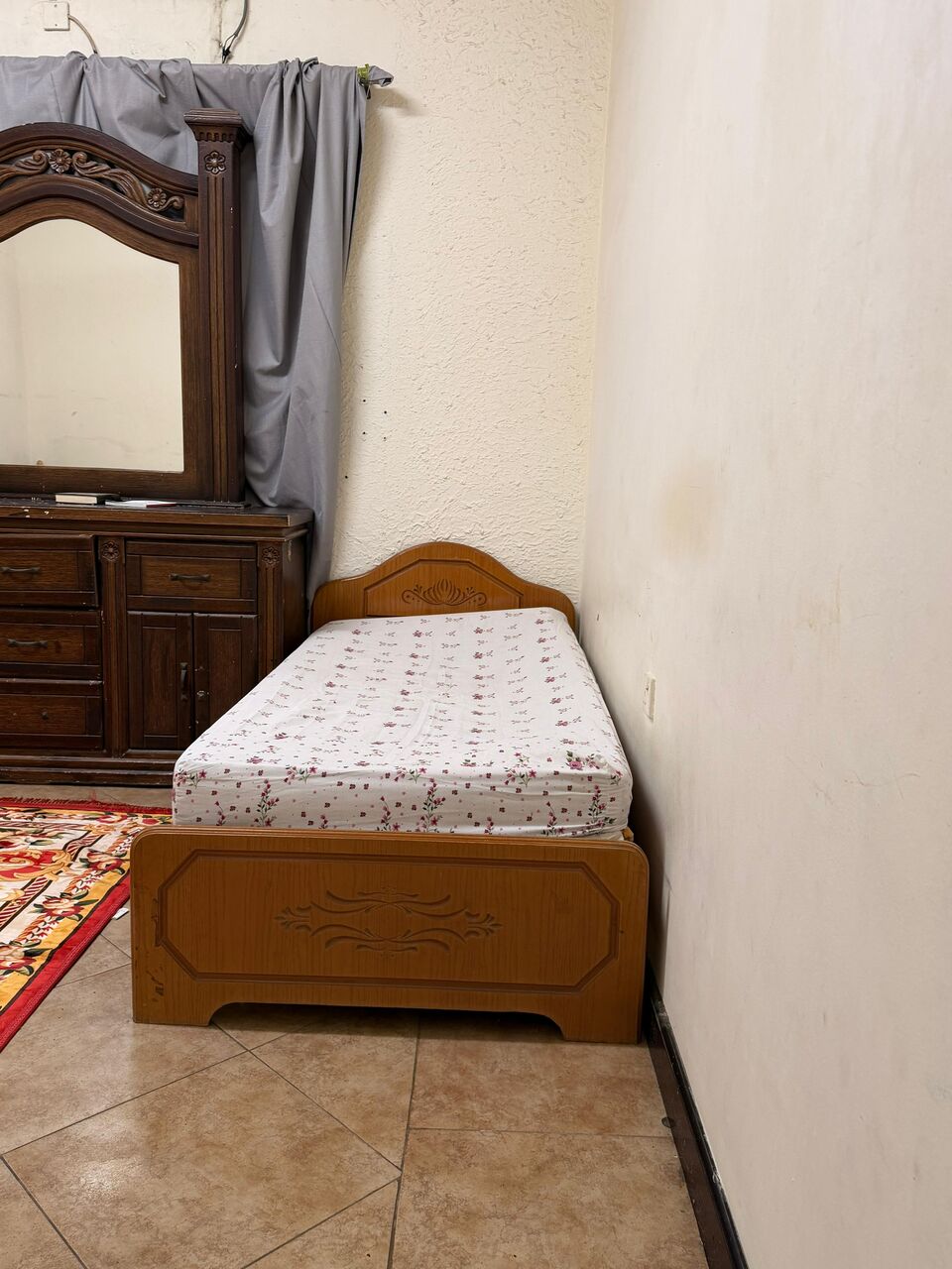 Hidd, Bedspace For Rent, BHD 70/month,  Bedspaces Available In Hidd Area Opposite Girls Scool  One Room 2 Person