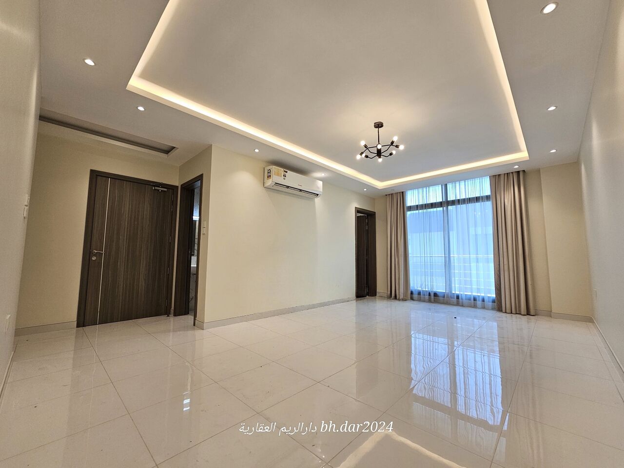 Hidd, Apartments, Flats, Houses & Villas, BHD 300/year,  2 BR,  Al Hidd City/High-end Apartment For Rent With AC & Curtains Including Electricity