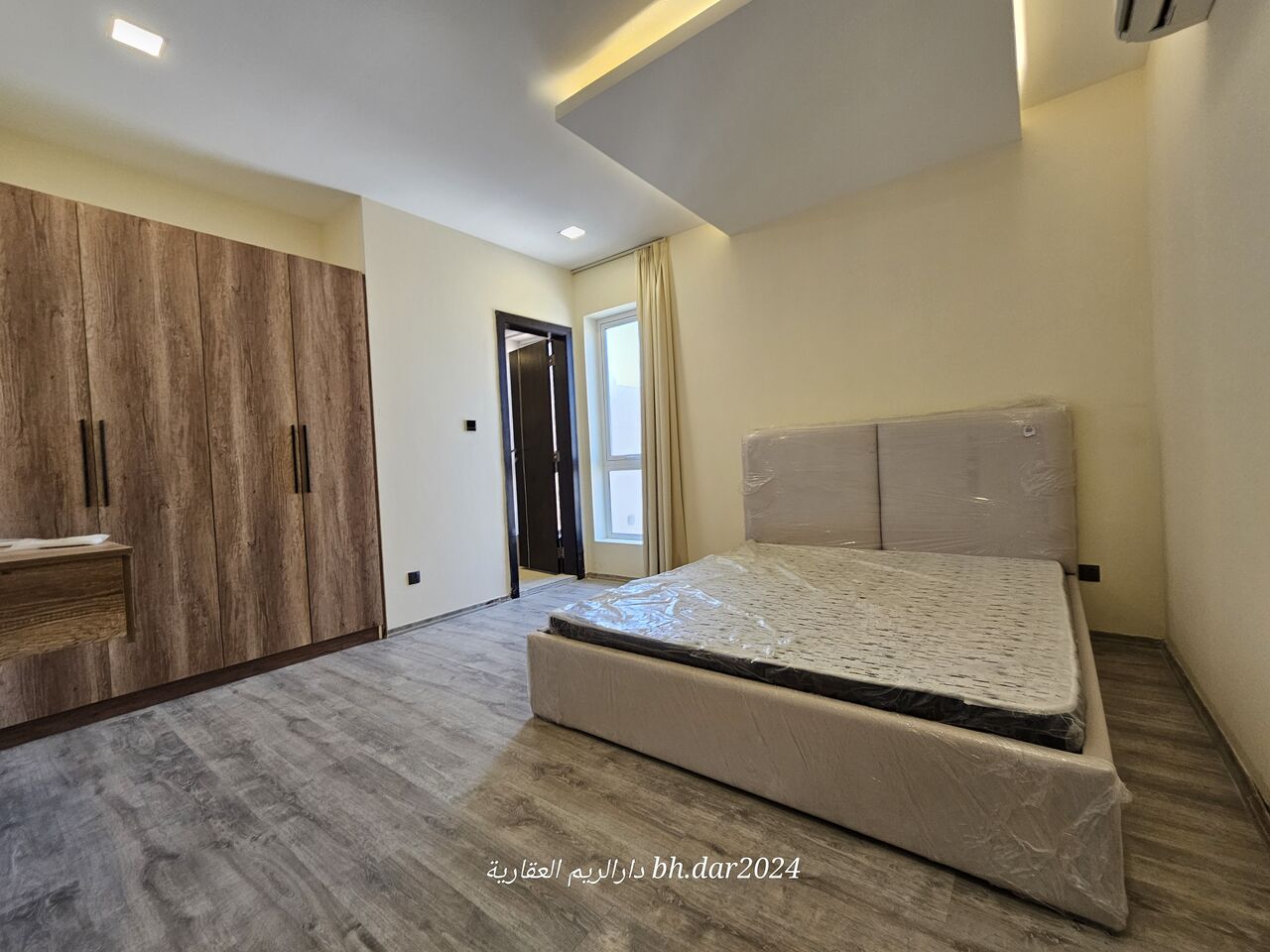 Hidd, Apartments, Flats, Houses & Villas, BHD 240/year,  1 BR,  Al Hidd City/High-end Apartment For Rent Furnished With All Inclusive Electricity