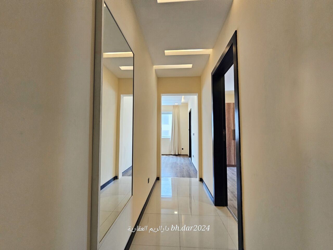 Hidd, Apartments, Flats, Houses & Villas, BHD 240/year,  1 BR,  Al Hidd City/High-end Apartment For Rent Furnished With All Inclusive Electricity