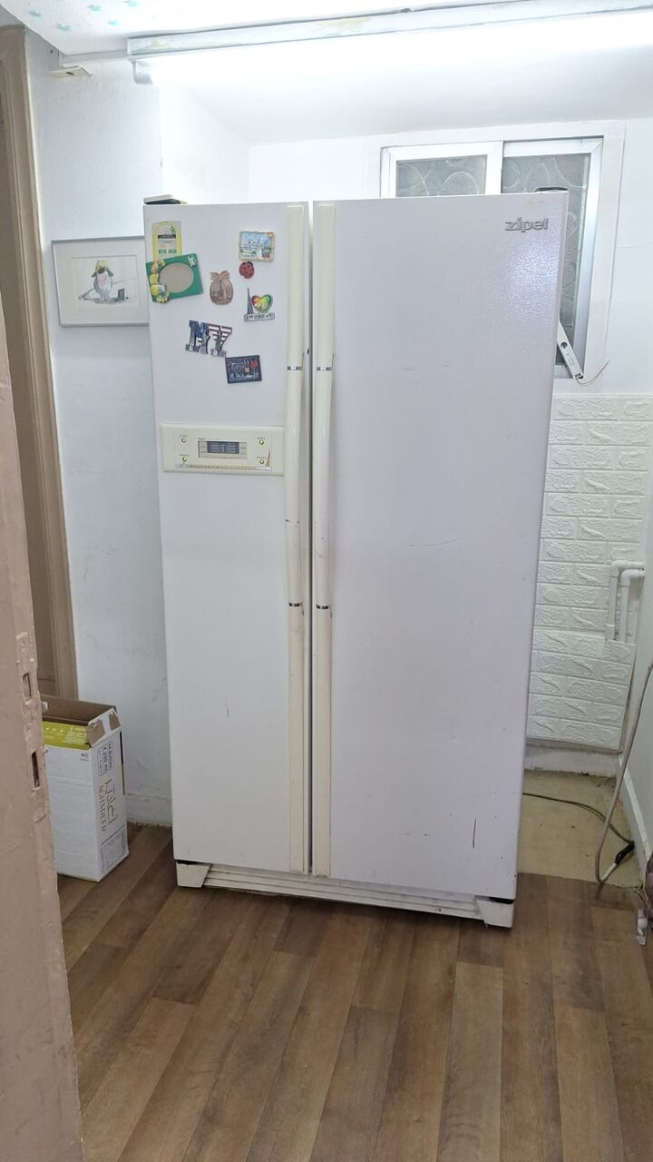 Riyadh, Household Items, SAR 600,  Riyadh  Double Door For Sale  Big Double Door In Good Working Condition, Available For Onl