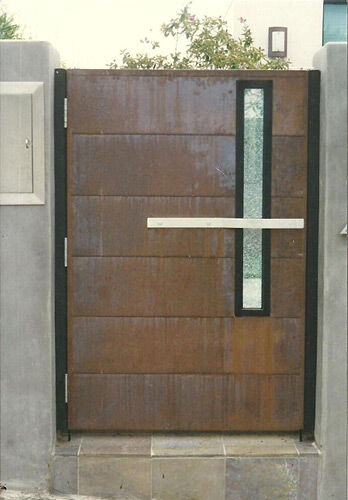 New York, Household, Metal Welding In Fullerton