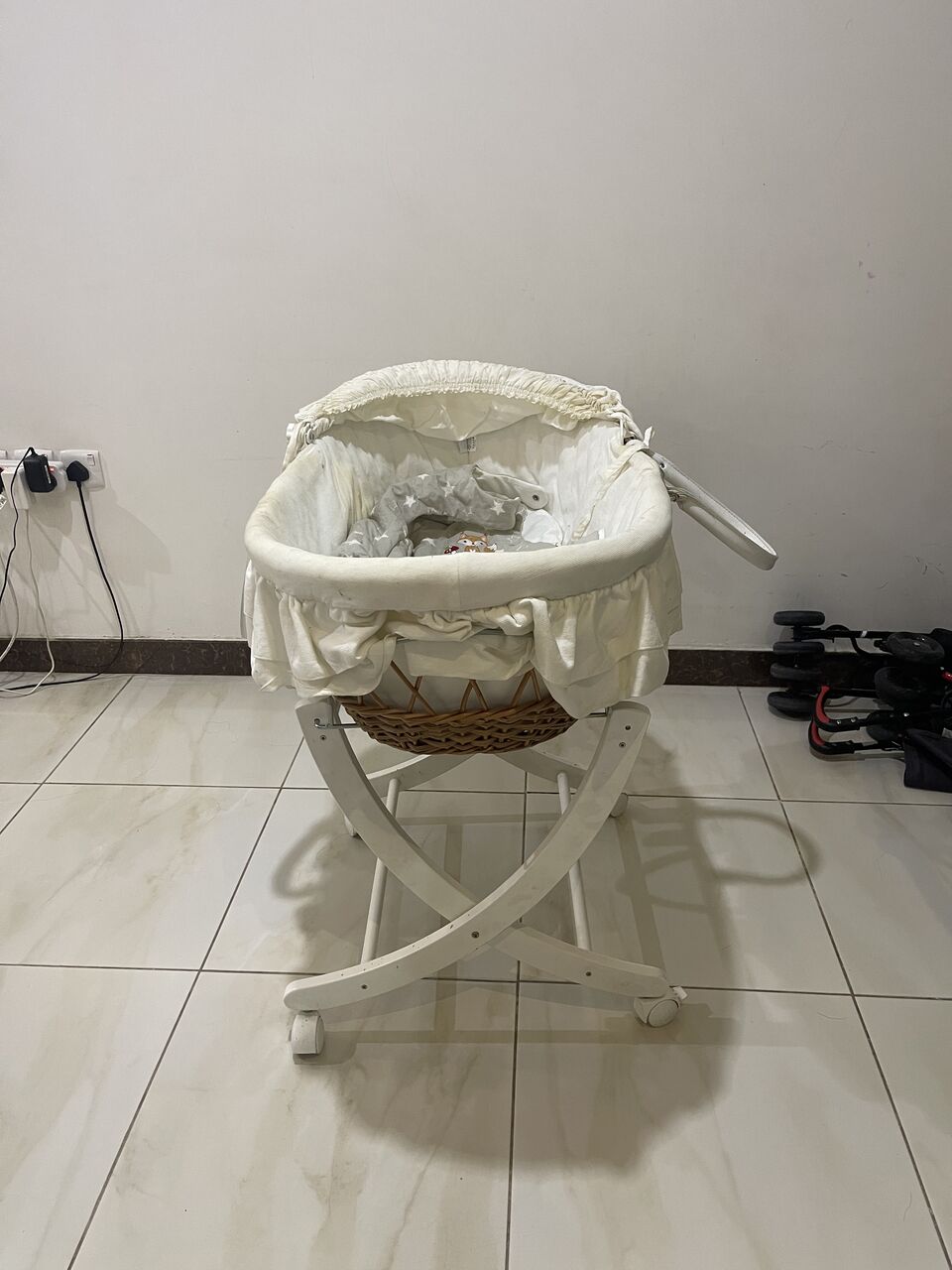 Al Wadi, Baby & Kid Stuff, SAR 200,  Baby Bassinet With Rocking Stand & Wheels
