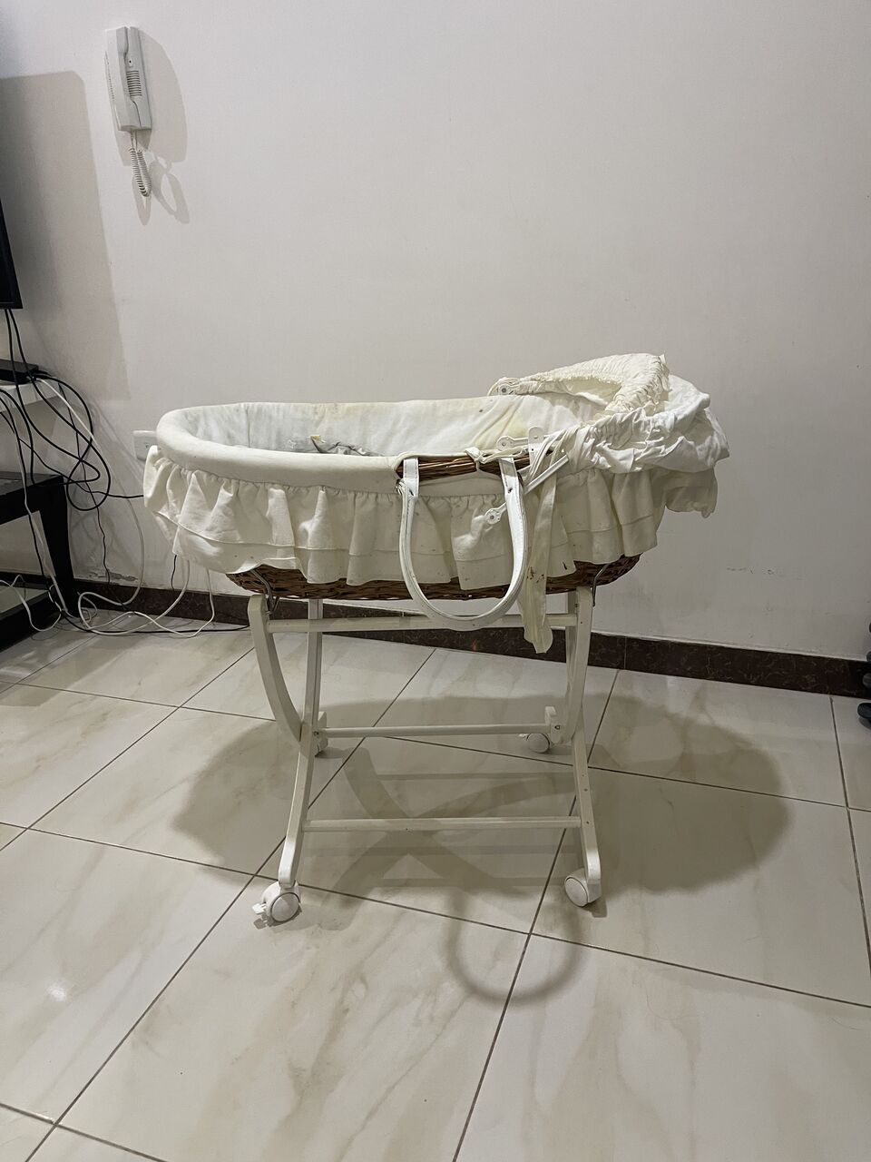 Al Wadi, Baby & Kid Stuff, SAR 200,  Baby Bassinet With Rocking Stand & Wheels