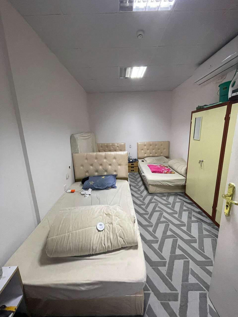 Al Batha, Bedspace For Rent, SAR 500/month,  Executive Bedspace For Malayali, Walkable Distance Metro,bus Station Available
