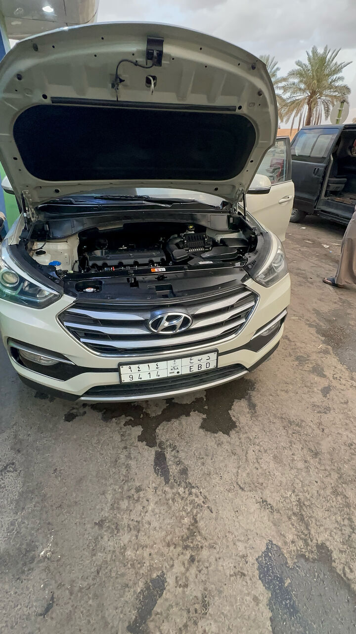 Riyadh, Vehicles, Cars & Trucks , SAR 48000,  Hyundai Santa Fe,  2017,  Automatic,  188000 KM,