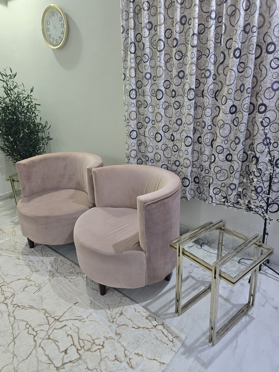 Riyadh, Furniture, SAR 700,  9 Seater Sofa With Center And Side Table