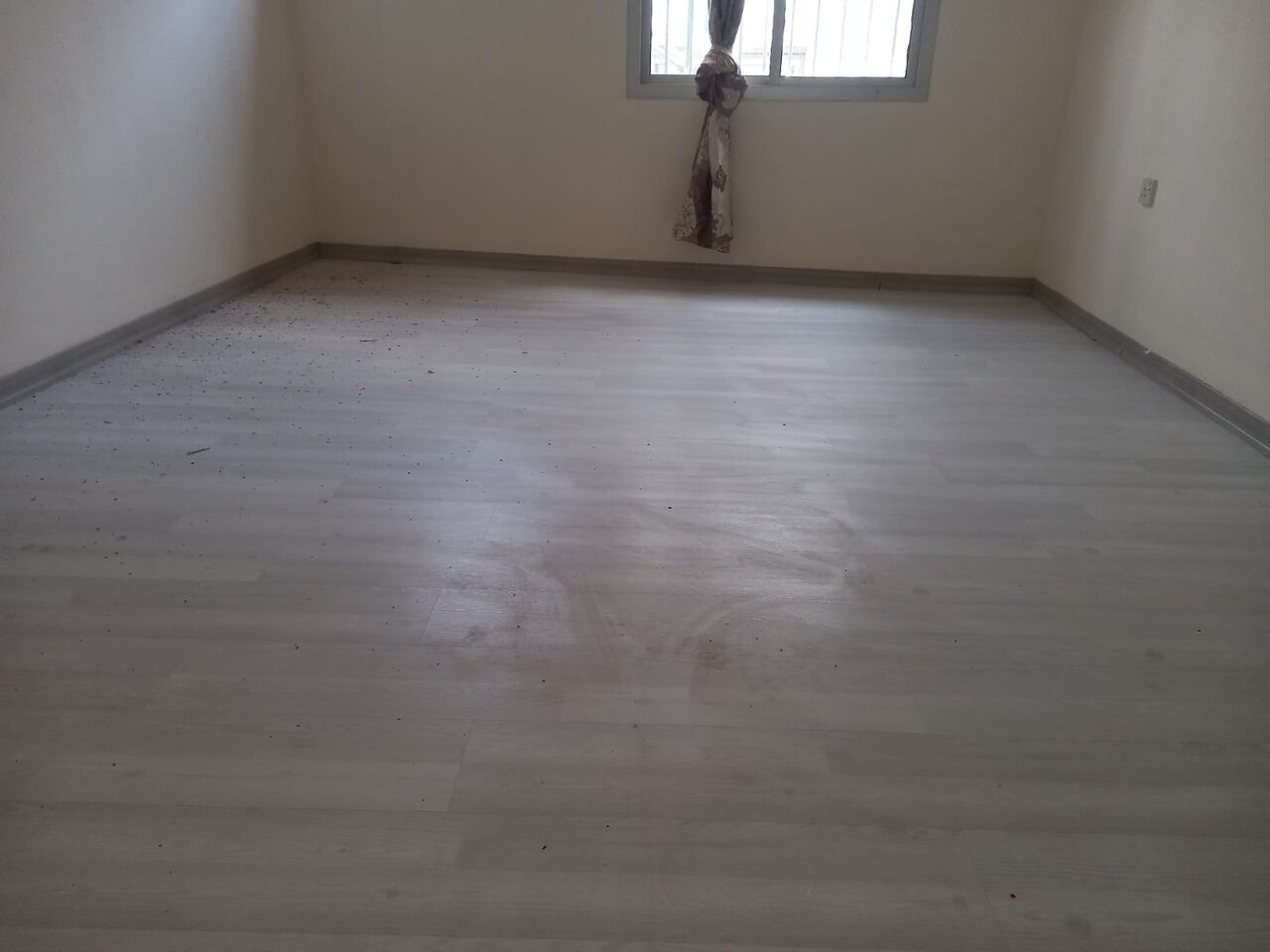 Adliya, Apartments, Flats, Houses & Villas, BHD 240/month,  3 BR,  # 3 BEDROOMS, 2 BATHROOMS,HALL,KITCHEN,FLAT FOR RENT-240/BD #