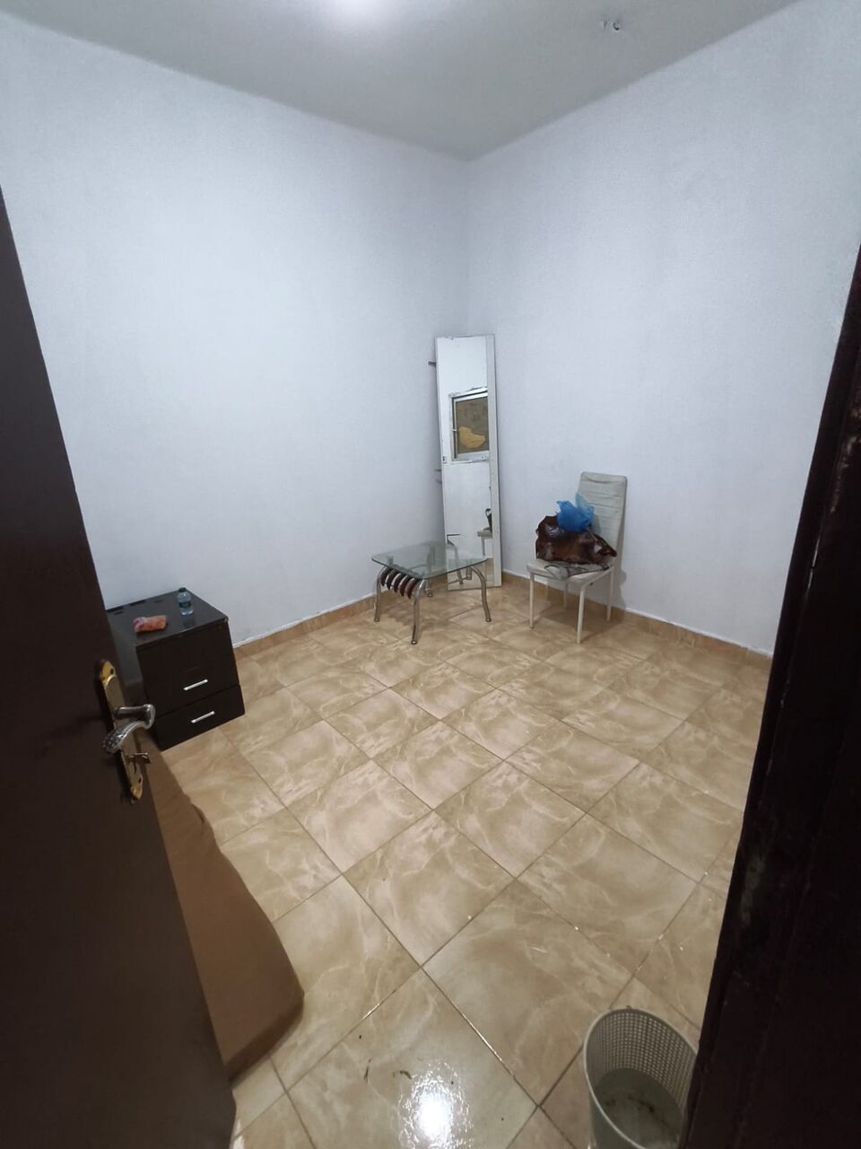 Al Jaradiyah, Rooms for Rent, SAR 1000/month,  Furnished,  2 Room Avaliable For Muslim Bacholar