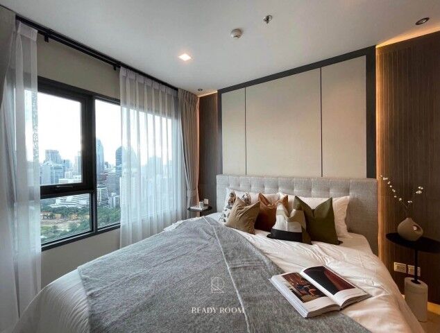 Bangkok, Villas, THB 25000,  35 Sq. Meter,  Life One Wireless Safe Convenient 32nd Floor BTS PloenChit