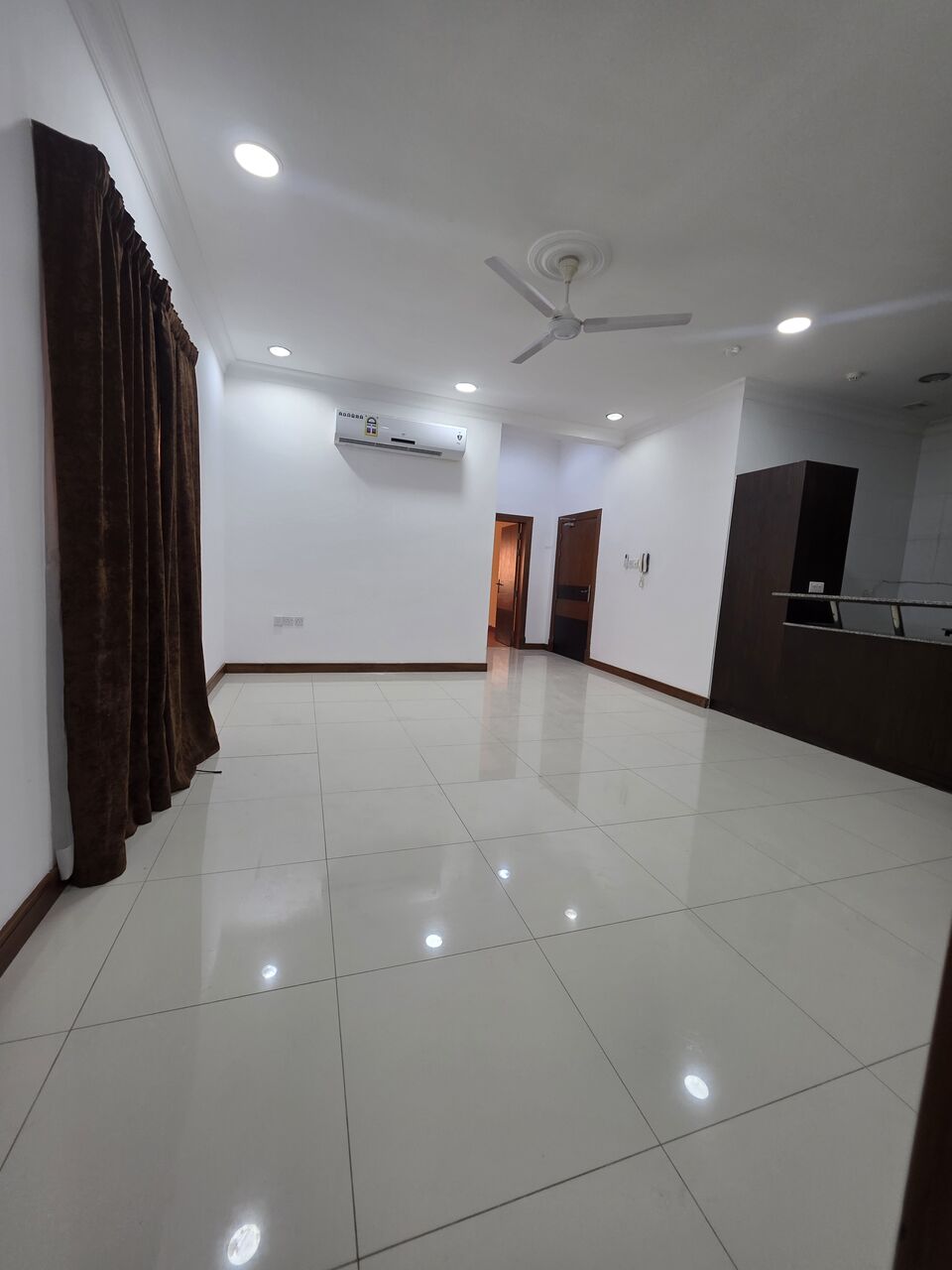 Busaiteen, Apartments, Flats, Houses & Villas, BHD 260/month,  2 BR,  #3BATHROOM Hall Kitchen Open With Electricity Car Parking Swimming Pool