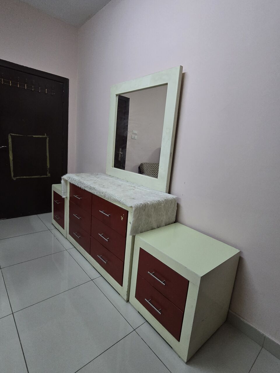 Al Adama, Furniture, SAR 640,  Furnitures For Sale &ndash; Red & White Large Wardrobe, Dressing Table & 2 Side Tables