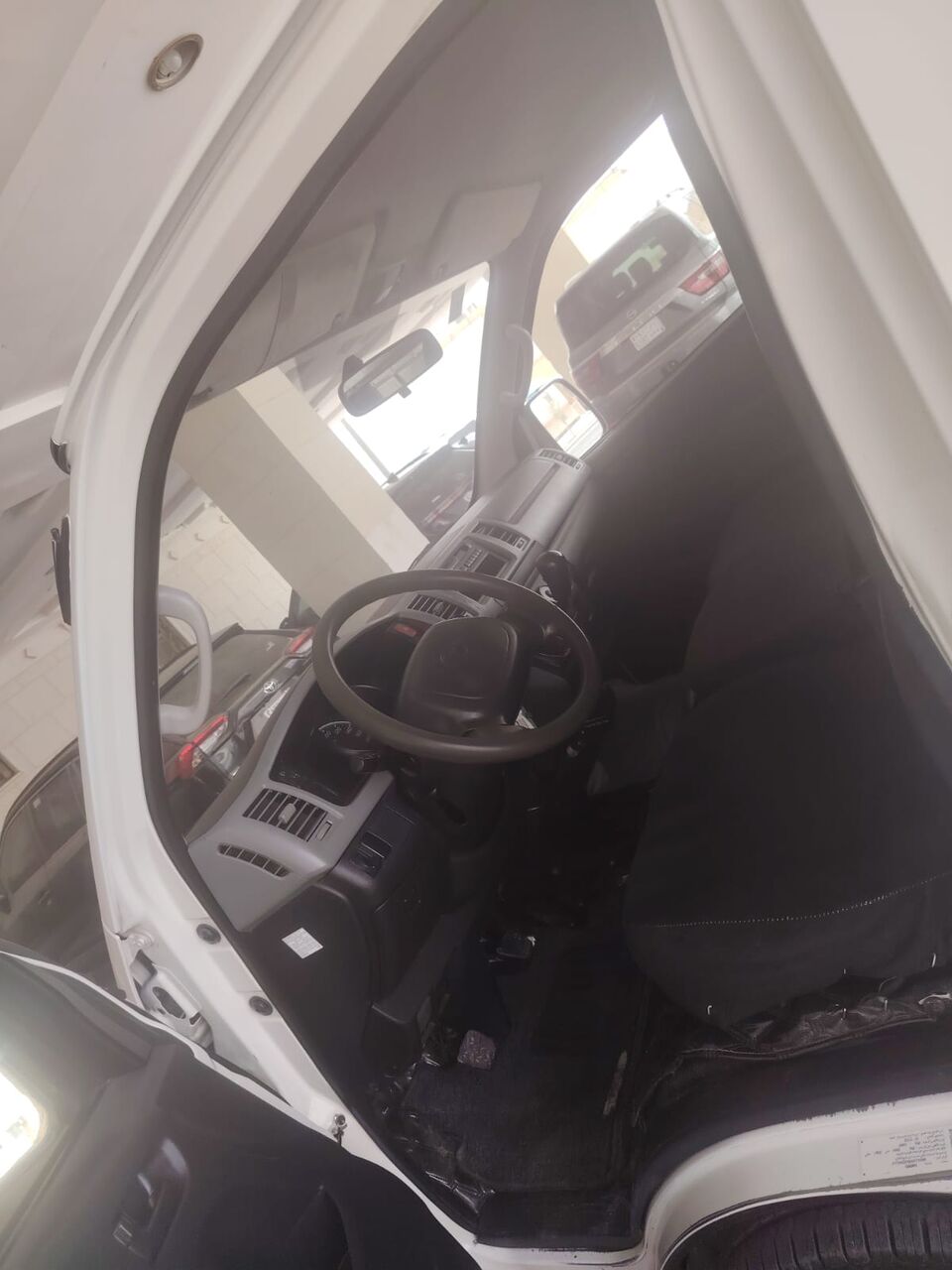 Riyadh, Vehicles, Cars & Trucks , SAR 43000,  Used 2013 Toyota Cargo,  2013,  Manual,  700000 KM,