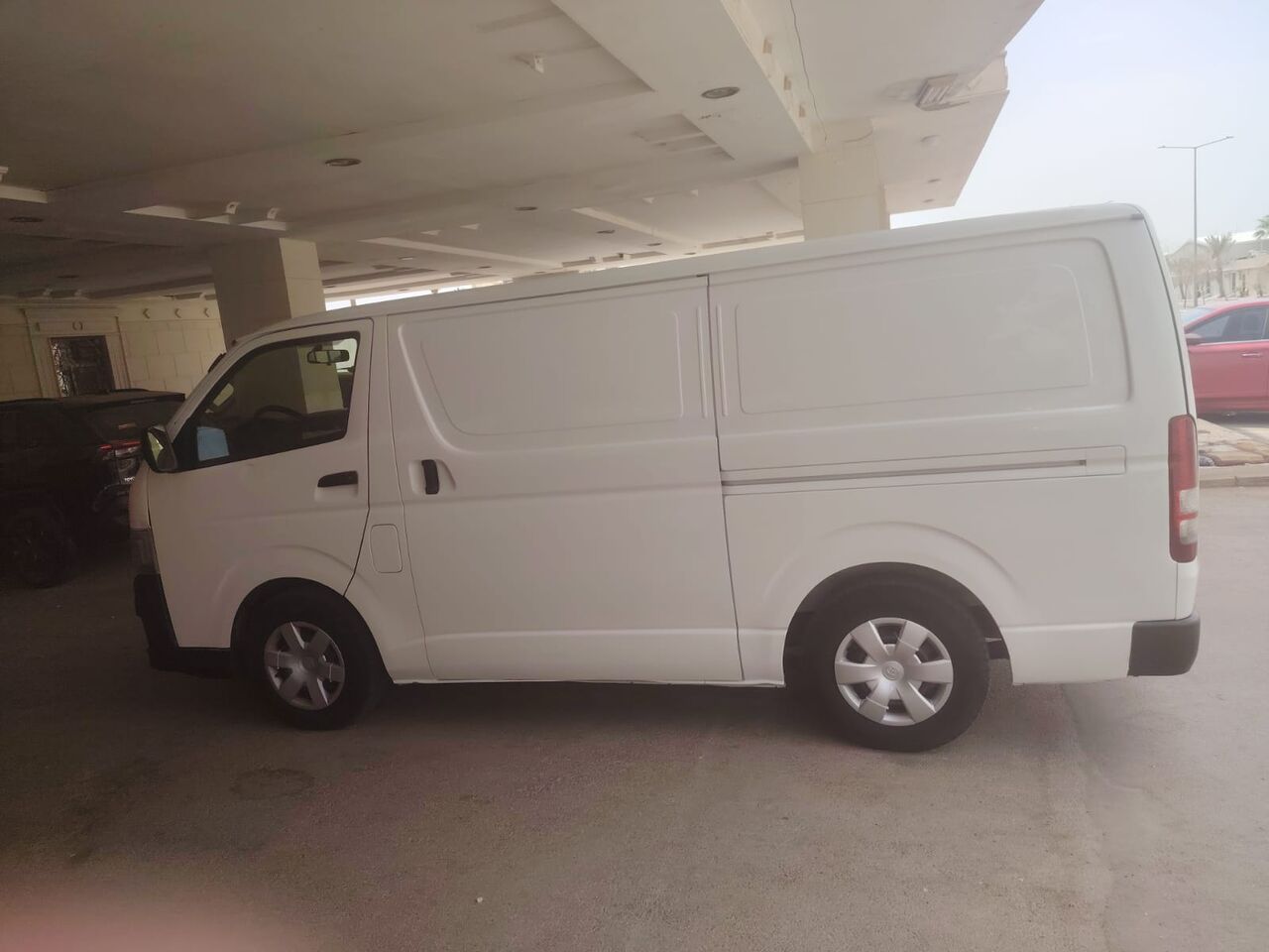 Riyadh, Vehicles, Cars & Trucks , SAR 43000,  Used 2013 Toyota Cargo,  2013,  Manual,  700000 KM,