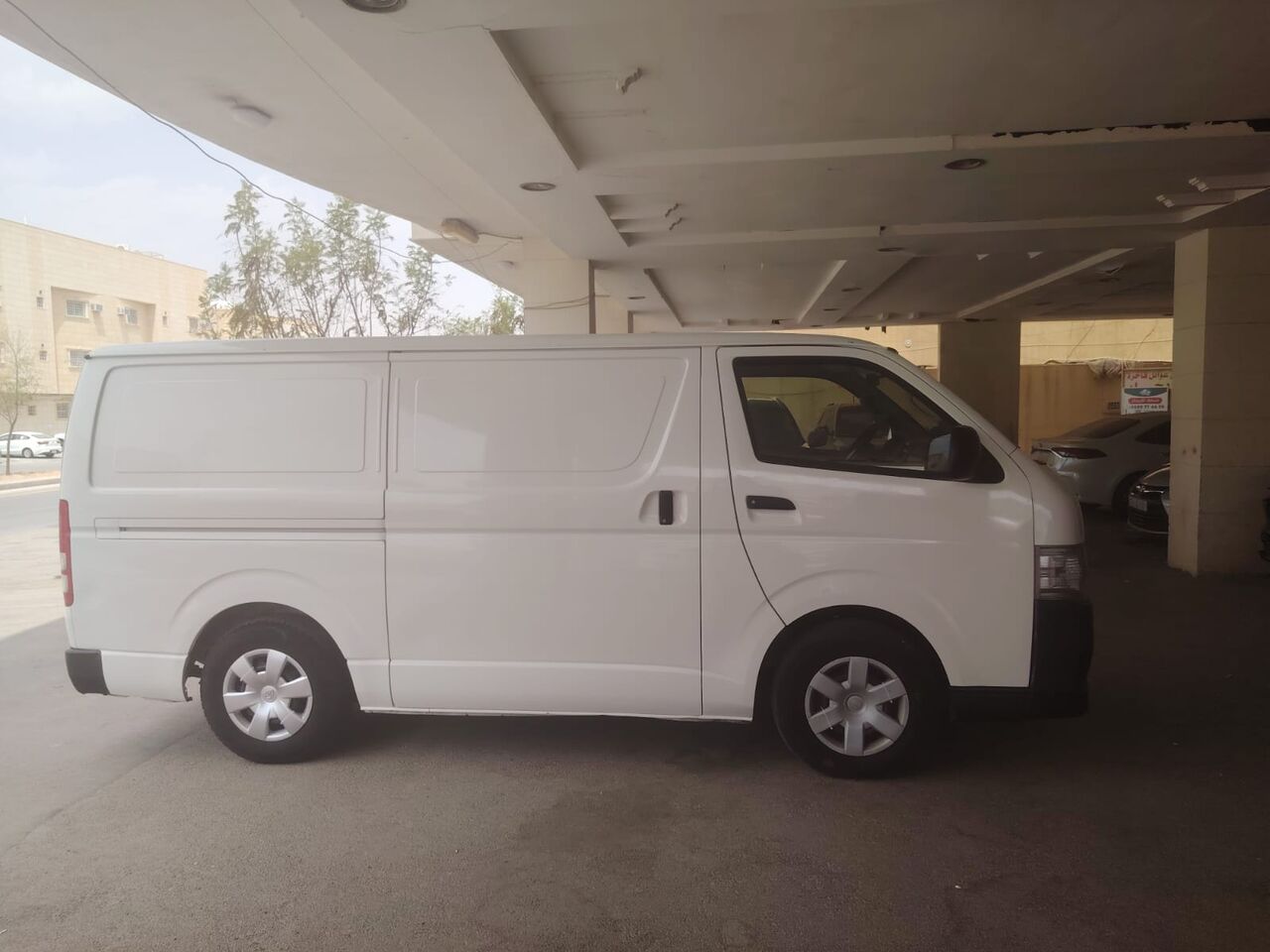 Riyadh, Vehicles, Cars & Trucks , SAR 43000,  Used 2013 Toyota Cargo,  2013,  Manual,  700000 KM,