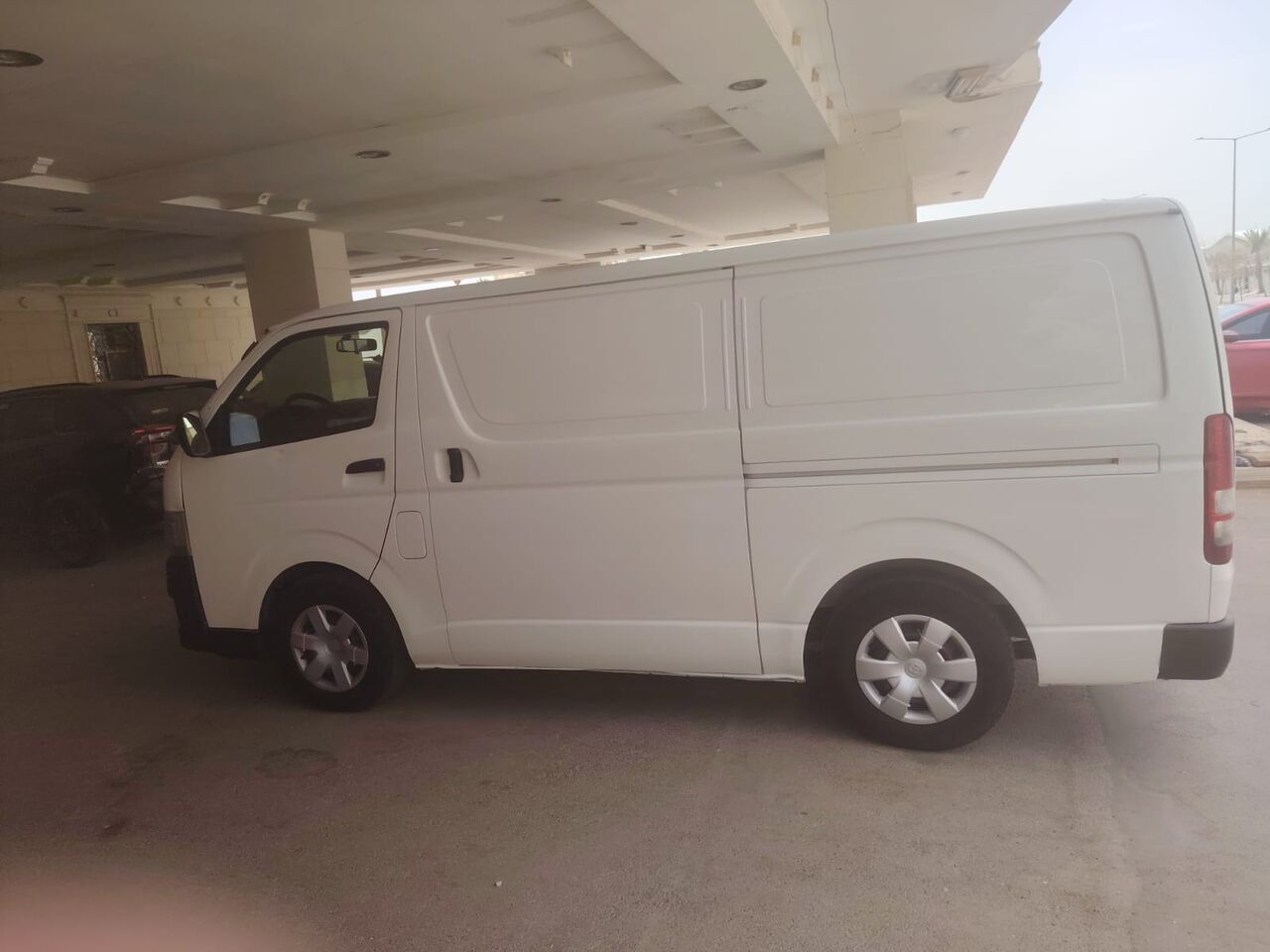 Riyadh, Vehicles, Cars & Trucks , SAR 43000,  Used 2013 Toyota Cargo,  2013,  Manual,  700000 KM,
