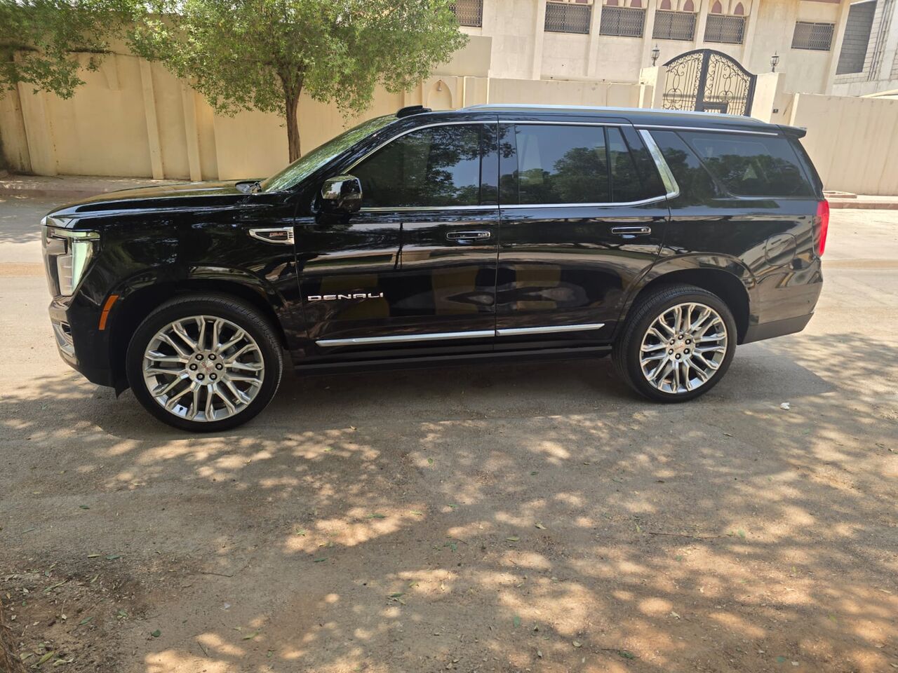 Riyadh, Vehicles, Cars & Trucks , SAR 345,  GMC Yukon Denali,  2025,  Automatic,  11800 KM,