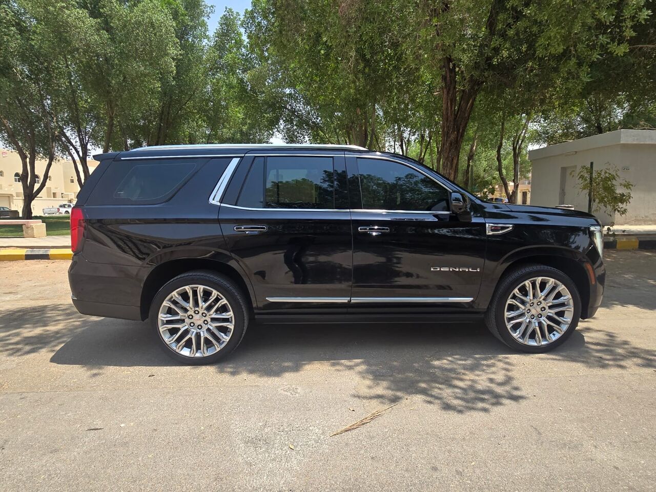 Riyadh, Vehicles, Cars & Trucks , SAR 345,  GMC Yukon Denali,  2025,  Automatic,  11800 KM,