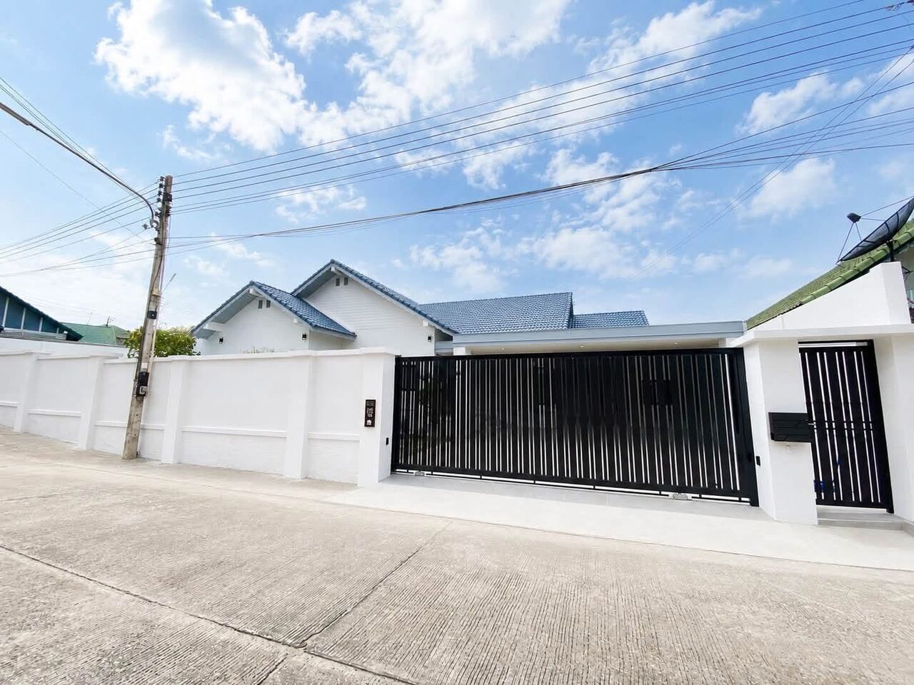 Bangkok, Real Estate For Sale, THB 10990000,  3 BR,  132 Sq. Feet,  ขายบ้านเดี่ยว Pool Villa ซอยเขาน้อย & เนินพล