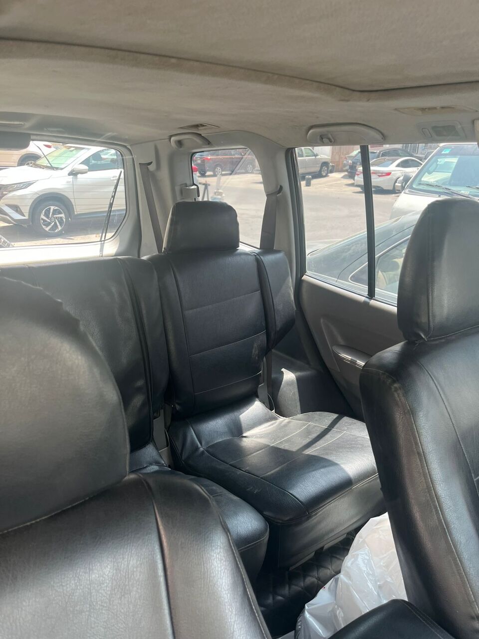 Al Faisaliyah, Vehicles, Cars & Trucks , SAR 10000,  Mitsubishi Pajero,  2002,  Automatic,  489 KM,    Model SUV 7 Seater For Sale With Excellent Condition