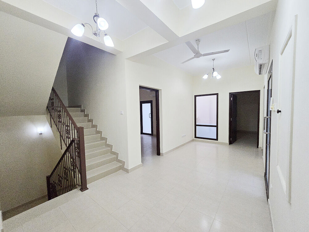 Jannusan, Villas, BHD 550,  290 Sq. Meter,  Large Villa | 2 Floors | Garden