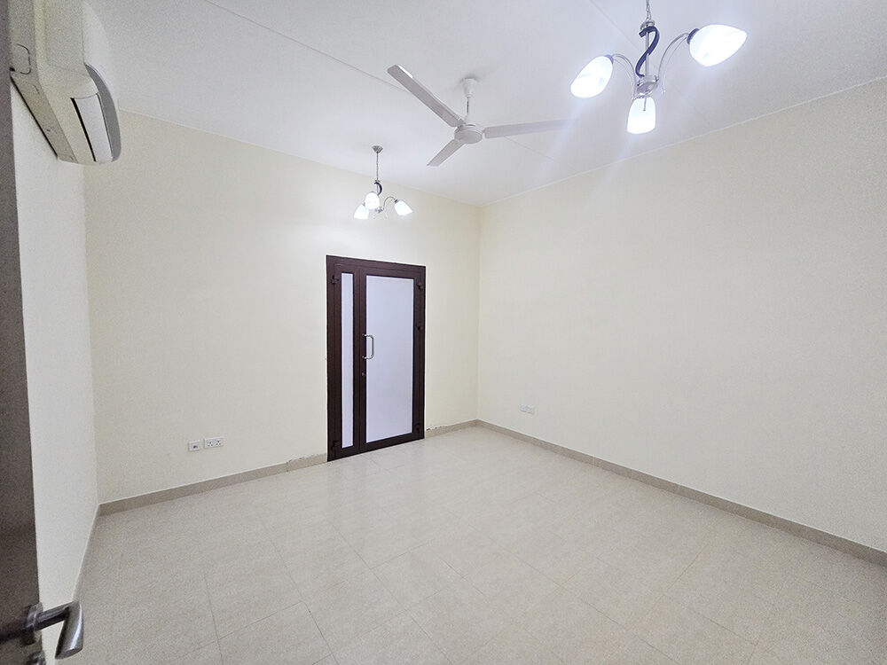 Jannusan, Villas, BHD 550,  290 Sq. Meter,  Large Villa | 2 Floors | Garden