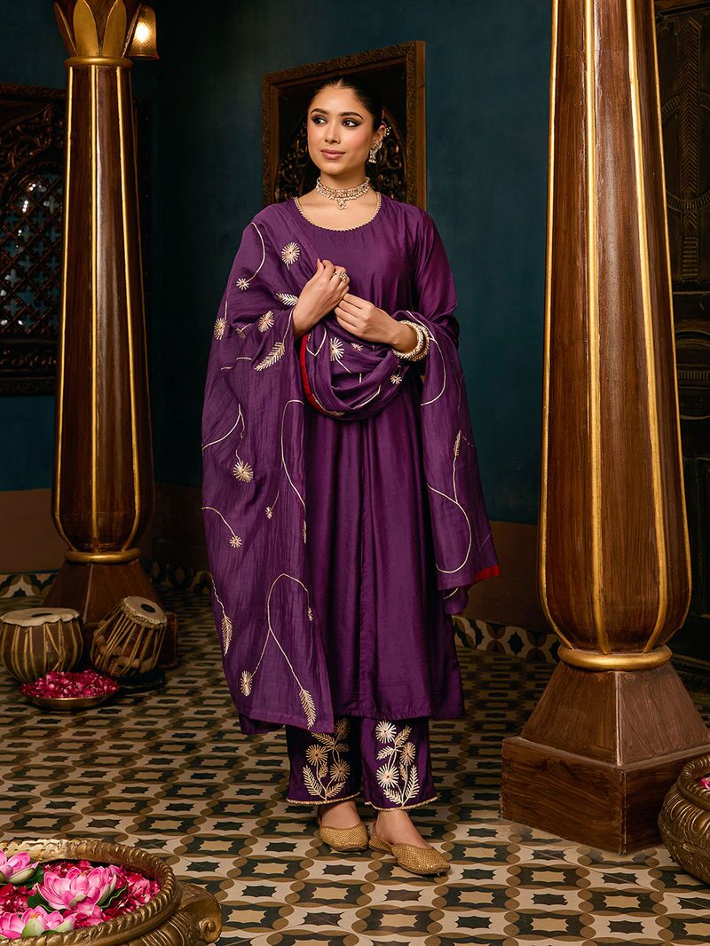 New Delhi, Clothing & Accessories, INR 8999,  Upgrade Your Wardrobe With The Loom &ndash; Ethnic Wear Sale!