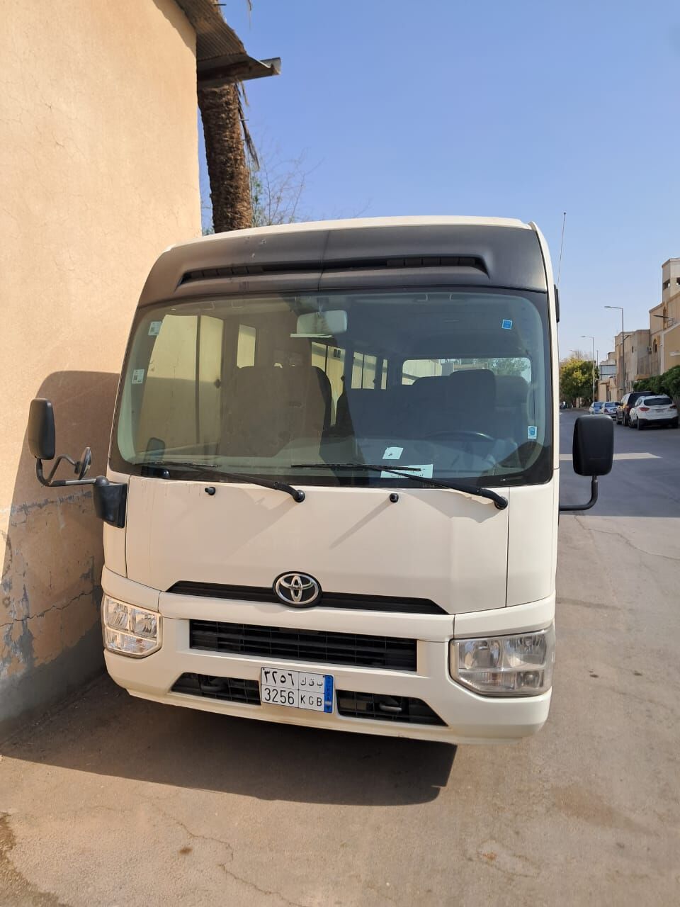 Riyadh, Logistics, Coaster For Rent