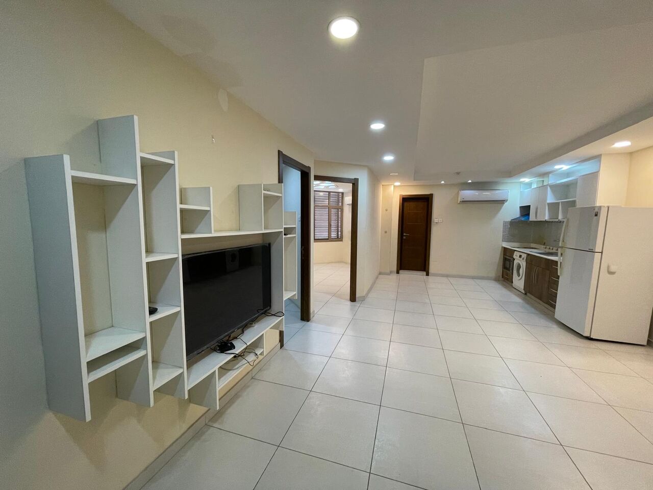 Al Seef, Apartments, Flats, Houses & Villas, BHD 240/month,  Furnished,  2 BR,  2bhk Semi Furnished In Seef