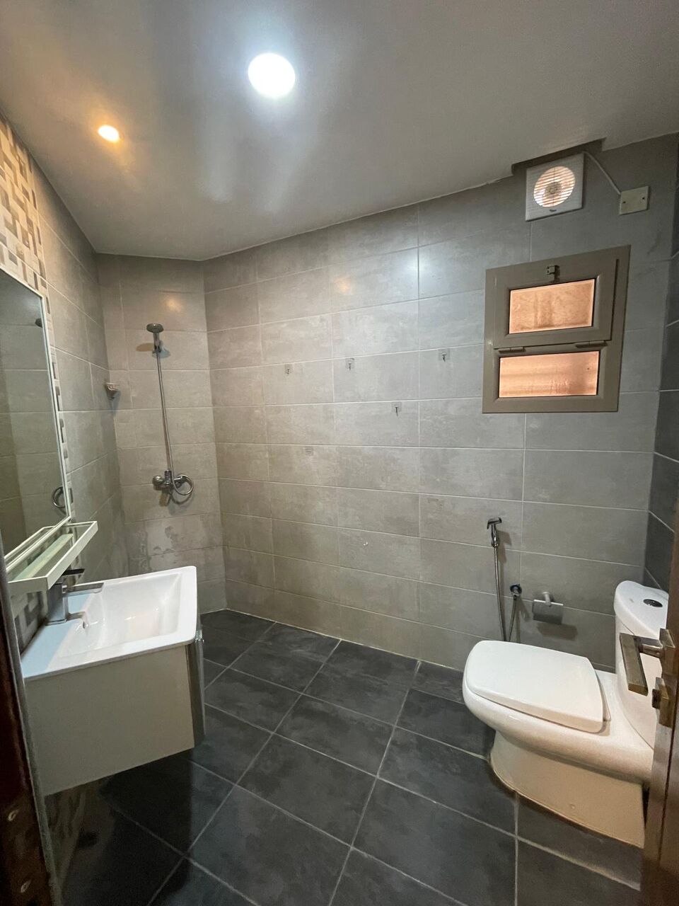 Al Seef, Apartments, Flats, Houses & Villas, BHD 240/month,  Furnished,  2 BR,  2bhk Semi Furnished In Seef