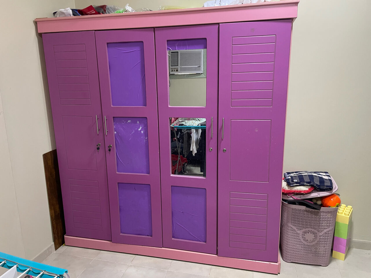 Jubail, Furniture, SAR 300,  For Sale &ndash; Clothes Cupboard / Wardrobe &ndash; 600 SAR