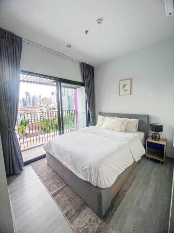 Bangkok, Villas, THB 19000,  30 Sq. Meter,  XT Ekkamai Clean Comfortable Private 6th Floor BTS Ekkamai
