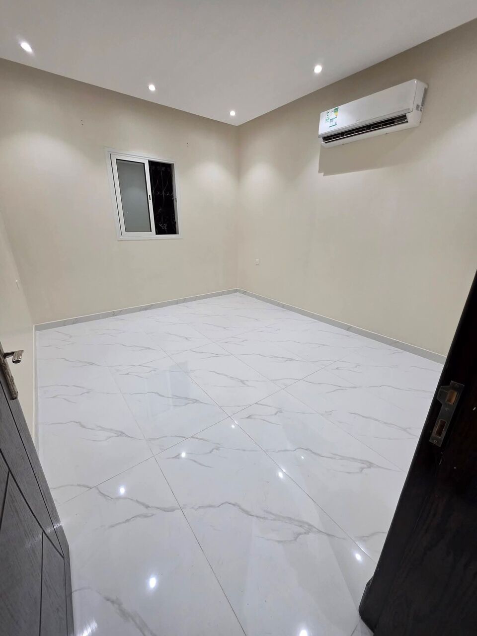Thuqbah, Apartments, Flats, Houses & Villas, 2 BR,  🏠 2-BEDROOM APARTMENT FOR RENT – SAR 20,000 | 2 SPLIT A/Cs | 2-YEAR-OLD BUILDING | AL THU
