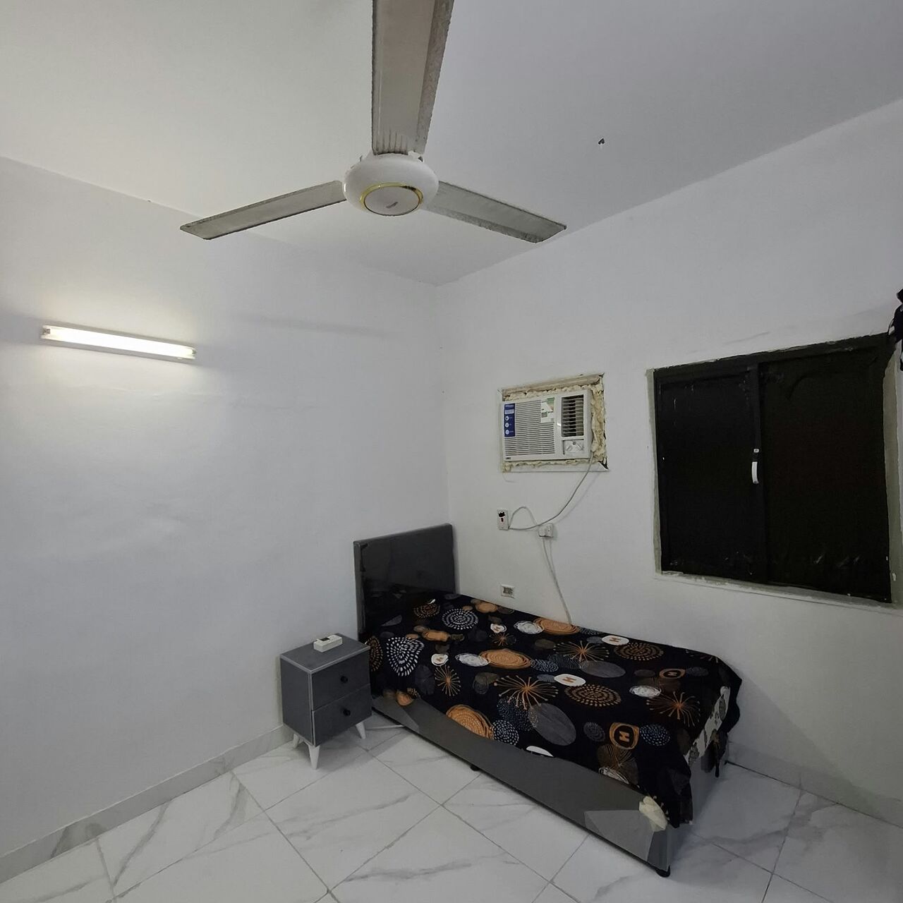 Al Safa, Apartments, Flats, Houses & Villas, SAR 1000/month,  1 BR,  Room Available &ndash; Single Executive Bachelor Only