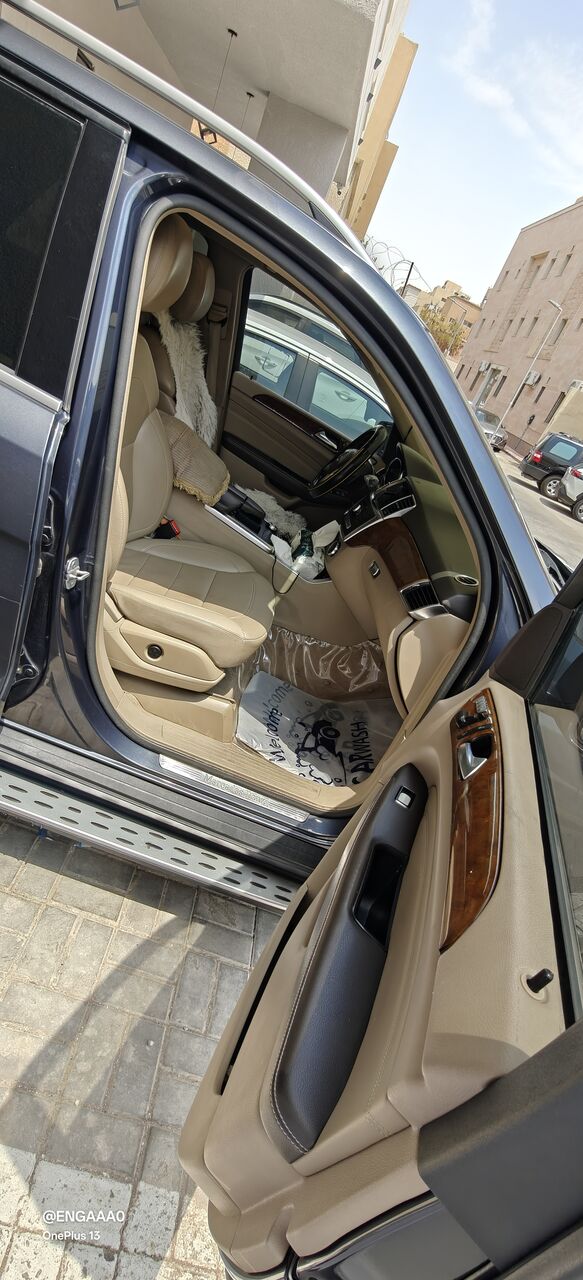 Riyadh, Vehicles, Cars & Trucks , SAR 38000,  Mercedes Benz ML 350,  2013,  Automatic,  276000 KM,