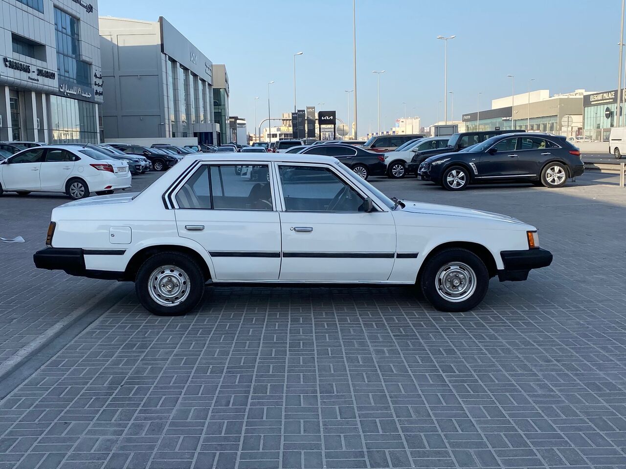 Manama, Vehicles, Cars & Trucks , BHD 2700,  Toyota Corona DX,  1982,  Automatic,  448000 KM,    (White)