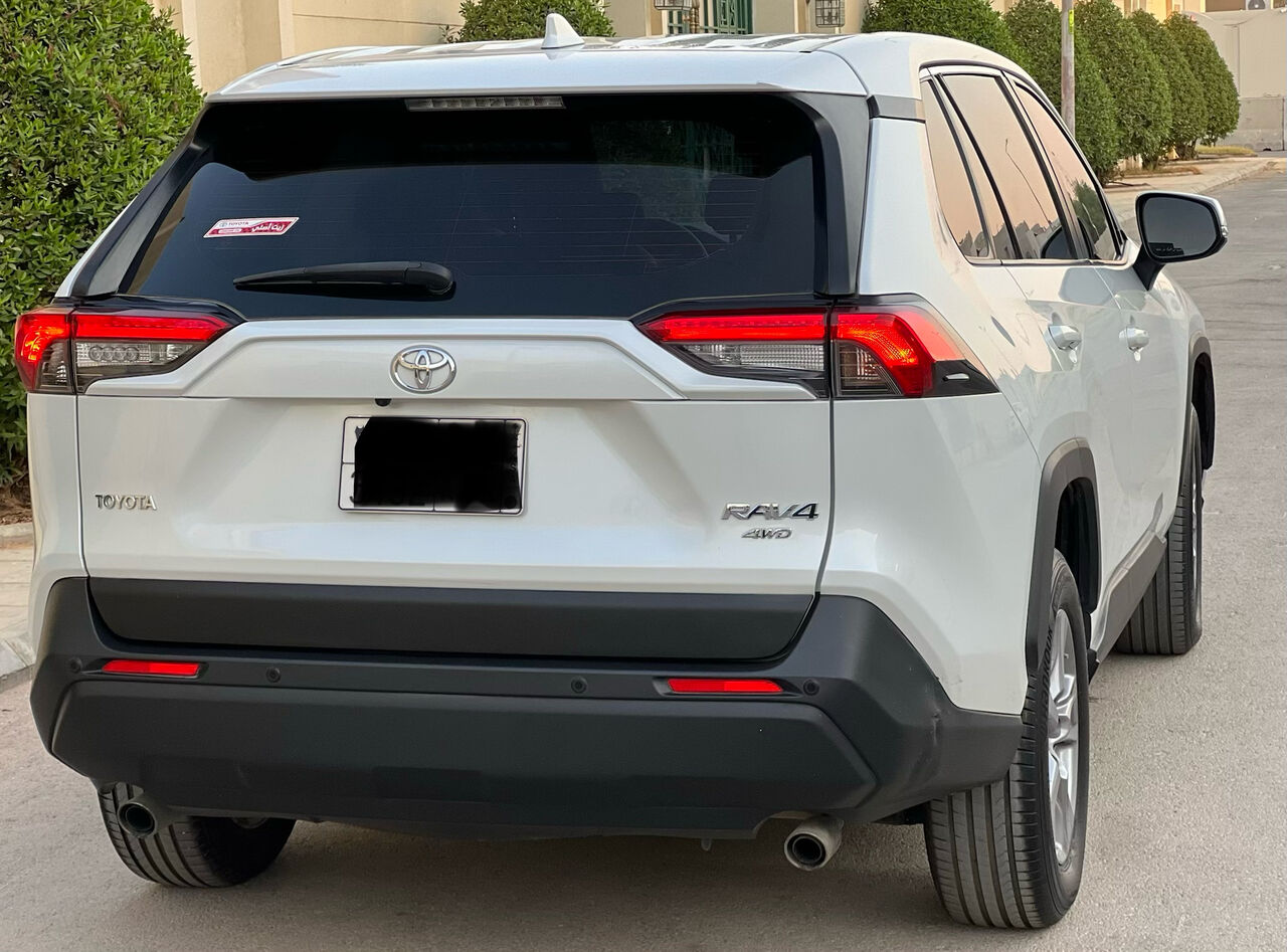 Riyadh, Vehicles, Cars & Trucks , SAR 82000,  Toyota RAV4,  2023,  Automatic,  87832 KM,     2.0 AWD All Original Condition