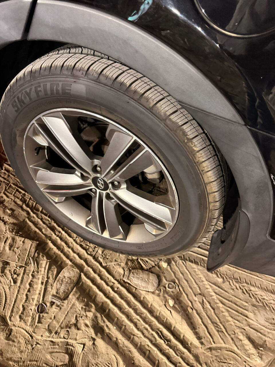 Dammam, Vehicles, Cars & Trucks , SAR 24000,  Hyundai Santa Fe,  2014,  Automatic,  293979 KM,  Selling