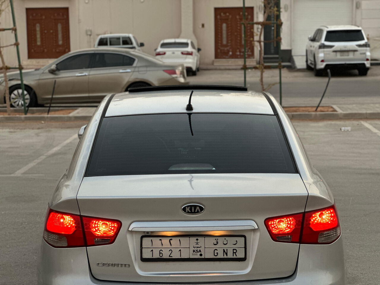 Riyadh, Vehicles, Cars & Trucks , SAR 18000,  Kia Cerato,  2012,  Automatic,  358000 KM,  For Sale: