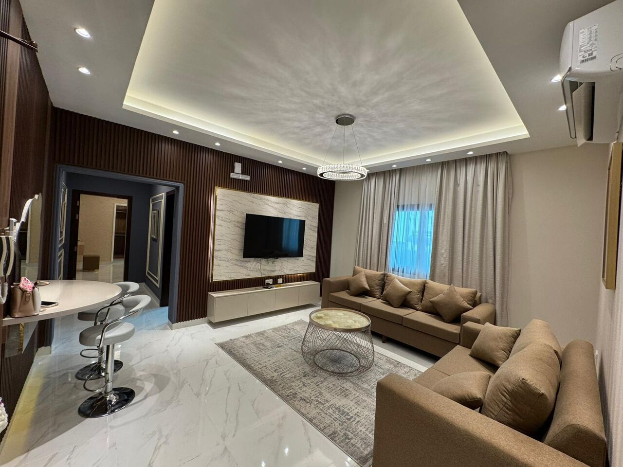 Busaiteen, Apartments, Flats, Houses & Villas, BHD 350/month,  Furnished,  3 BR,  Partment For Rent In Busaiteen