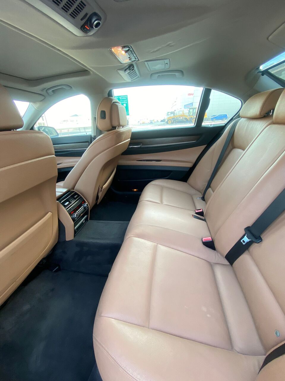 Manama, Vehicles, Cars & Trucks , BHD 2500,  BMW 740Li,  2010,  Automatic,  184000 KM,    (Silver)