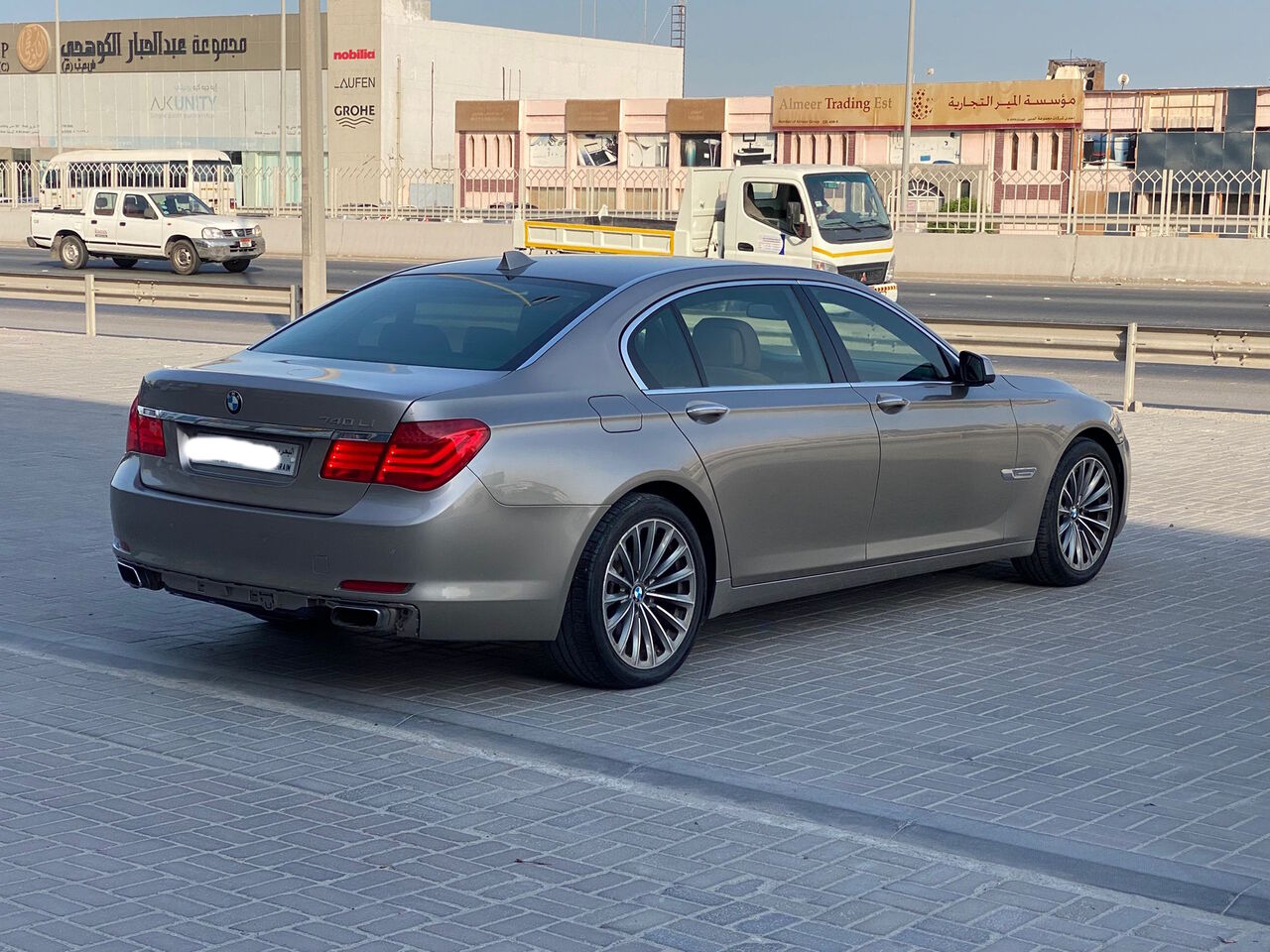 Manama, Vehicles, Cars & Trucks , BHD 2500,  BMW 740Li,  2010,  Automatic,  184000 KM,    (Silver)