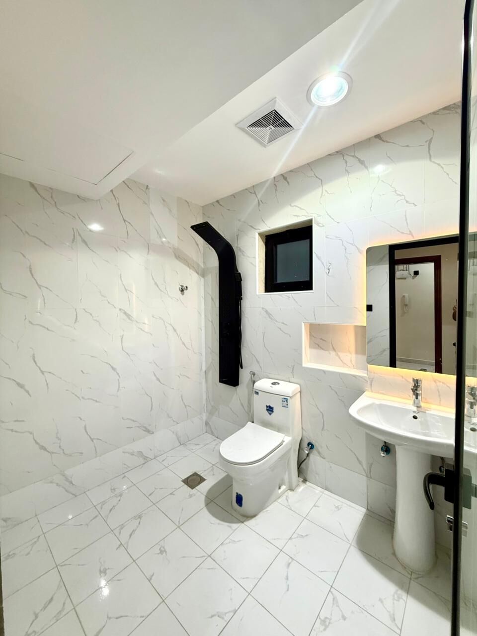 Jubail, Apartments, Flats, Houses & Villas, BRAND NEW 2BHK FULL FURNISHED APARTMENT AVAILABLE FOR FAMILY