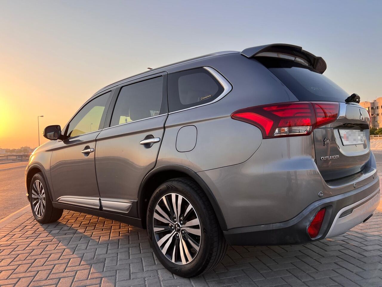 Manama, Vehicles, Cars & Trucks , BHD 5800,  Mitsubishi Outlander,  2019,  Automatic,  88000 KM,    7 SEATER PASSING TILL MAY 2027 EXCELLENT CONDITION