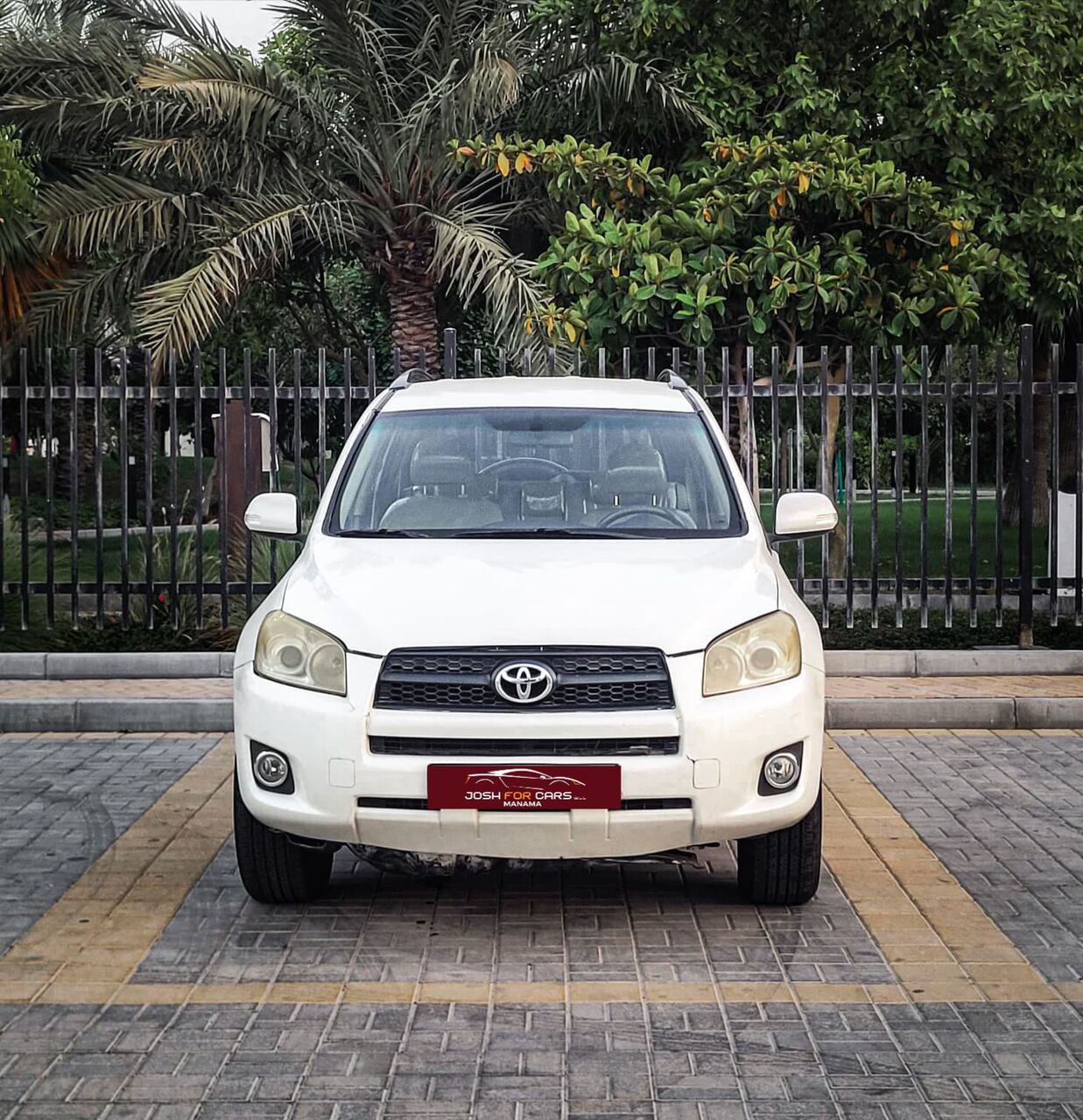 Manama, Vehicles, Cars & Trucks , BHD 3200,  Toyota RAV4,  2012,  Automatic,  127000 KM,  WHITE COLOR WELL MAINTAINED