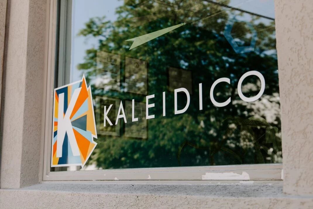 Houston, Business, Vinyl Signs In Houston For Versatile Business Branding | LGL Sign Company, LLC