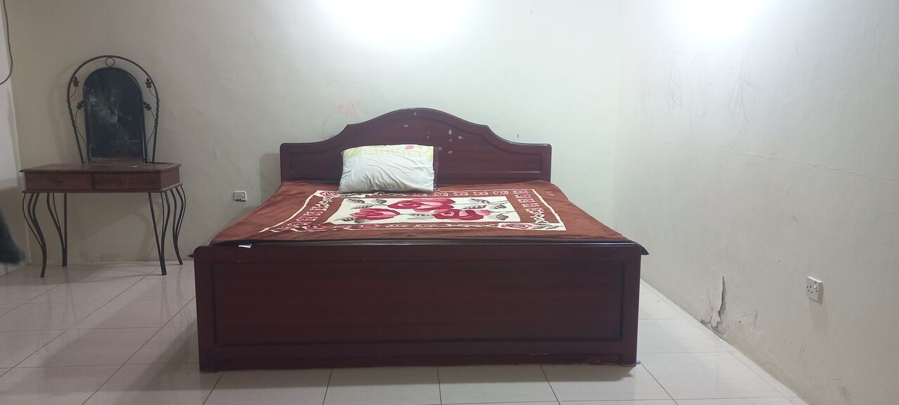 Manama, Rooms for Rent, BHD 50/month,  Furnished,  150 Sq. Meter,  Ladies Only...  Sharing Room. Big And Clean Room, With EWA.Ac, Fridge, Kitchen Accessories