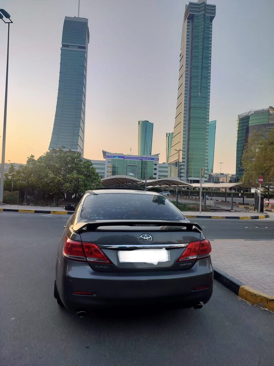Manama, Vehicles, Cars & Trucks , BHD 2200,  Toyota Avalon,  2011,  ,