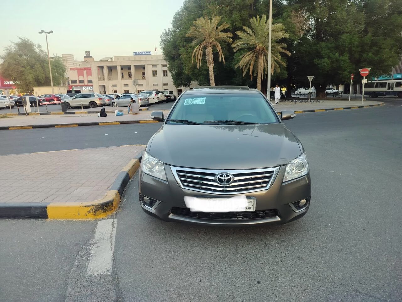 Manama, Vehicles, Cars & Trucks , BHD 2200,  Toyota Avalon,  2011,  ,