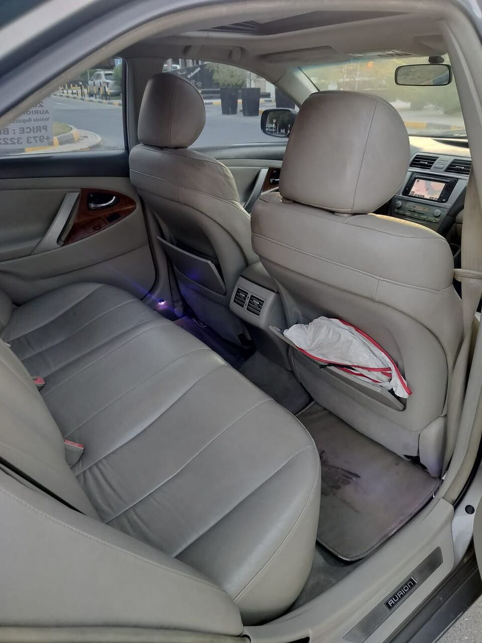 Manama, Vehicles, Cars & Trucks , BHD 2200,  Toyota Avalon,  2011,  ,